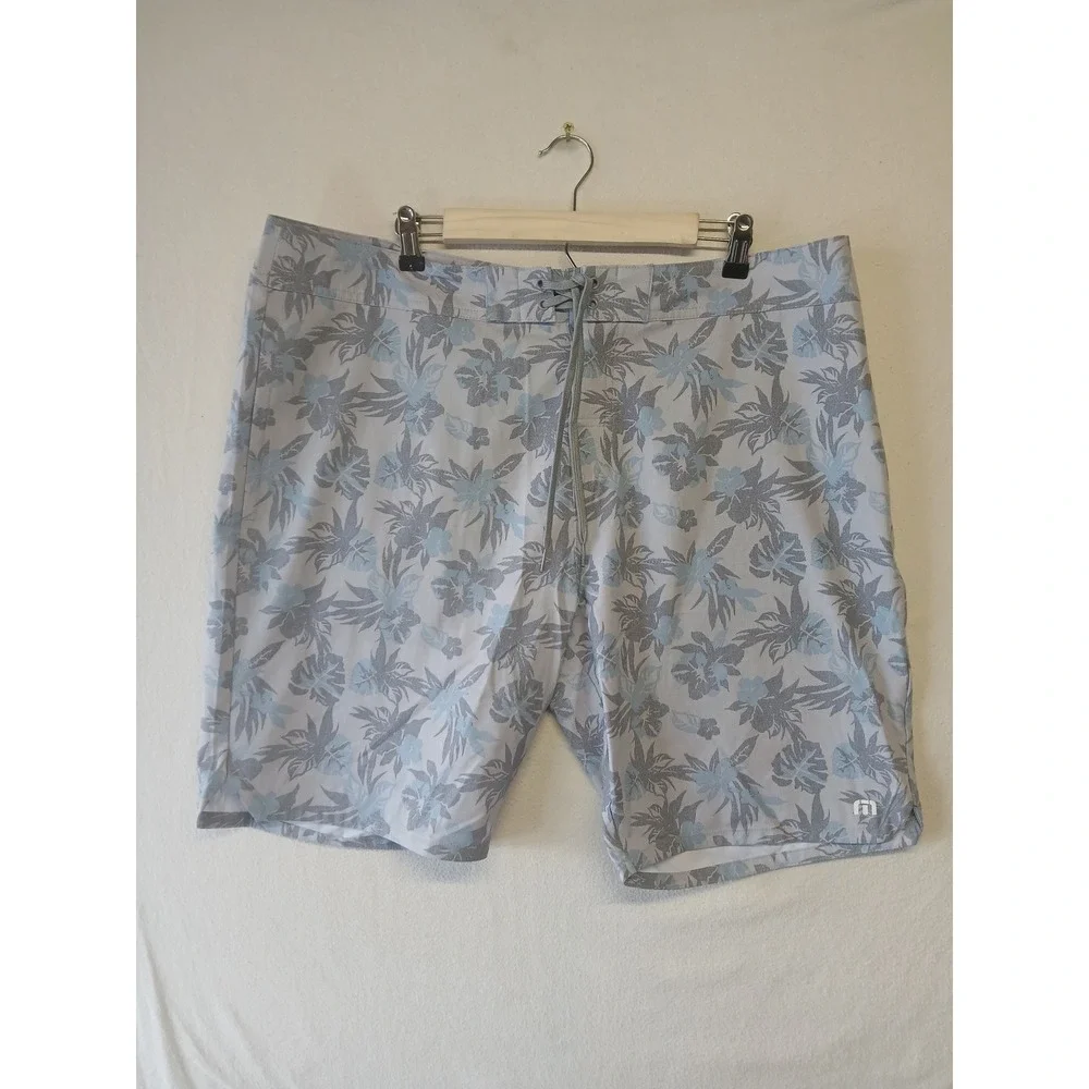 Travis Mathew NWOT board shorts floral blue size 40 swim resort pool
